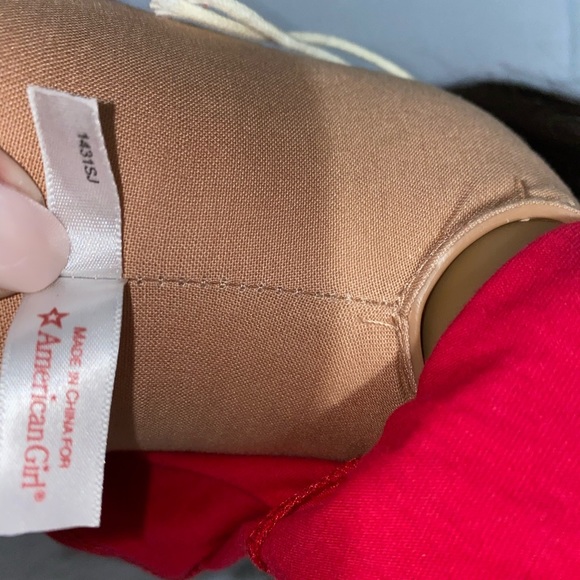 ✰ brunette American Girl doll ✰ - Picture 8 of 9